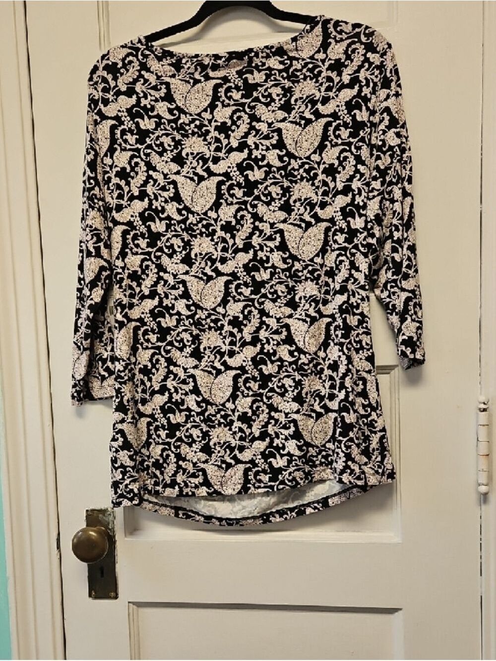 Larry Levine Black and White Cowl Neck 3/4 Sleeve Top XL - Picture 5 of 9